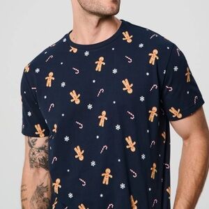 Free Planet Size XS Black Gingerbread Man Graphic T-Shirt Unisex Holiday